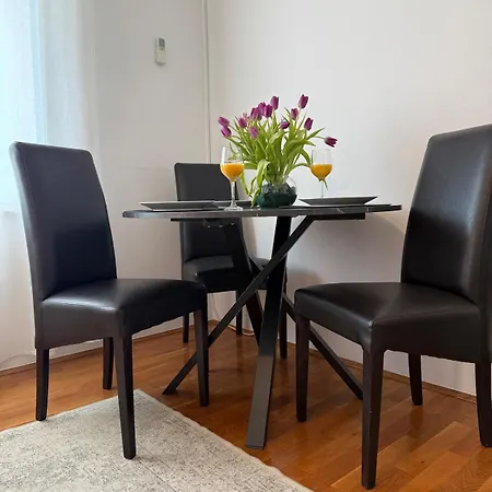 Sunrise Διαμέρισμα *